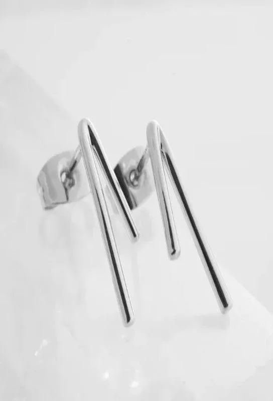 Lucy Bar Studs