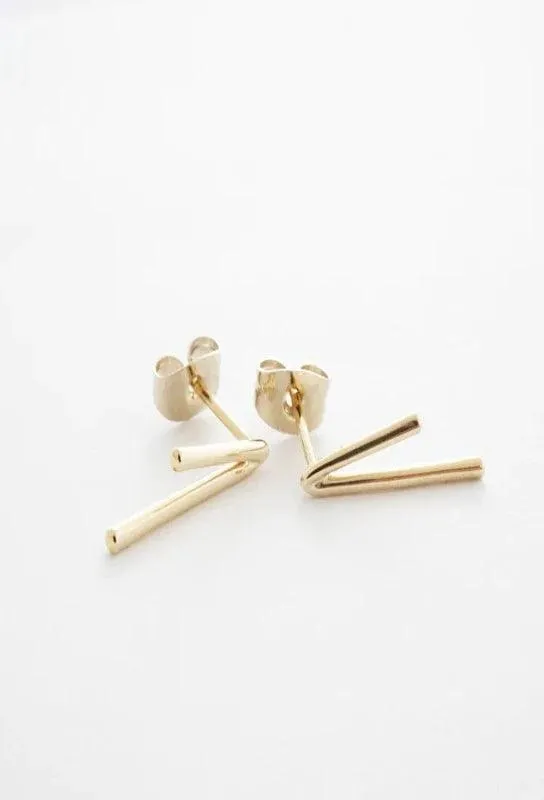 Lucy Bar Studs
