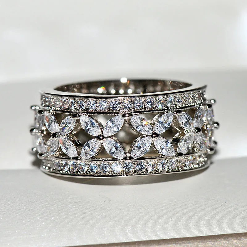 Luxury full zircon ring