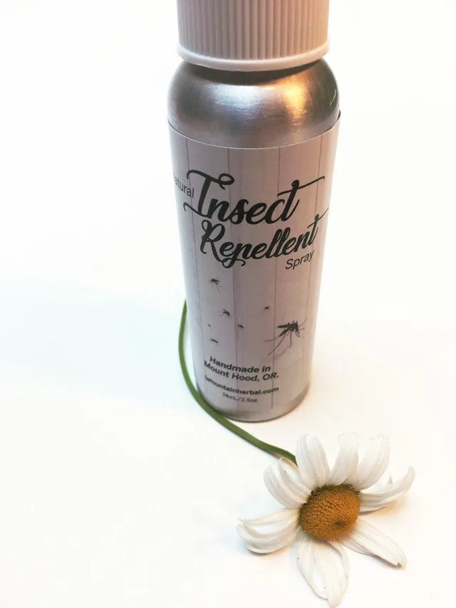 Natural Insect Repellant Spray