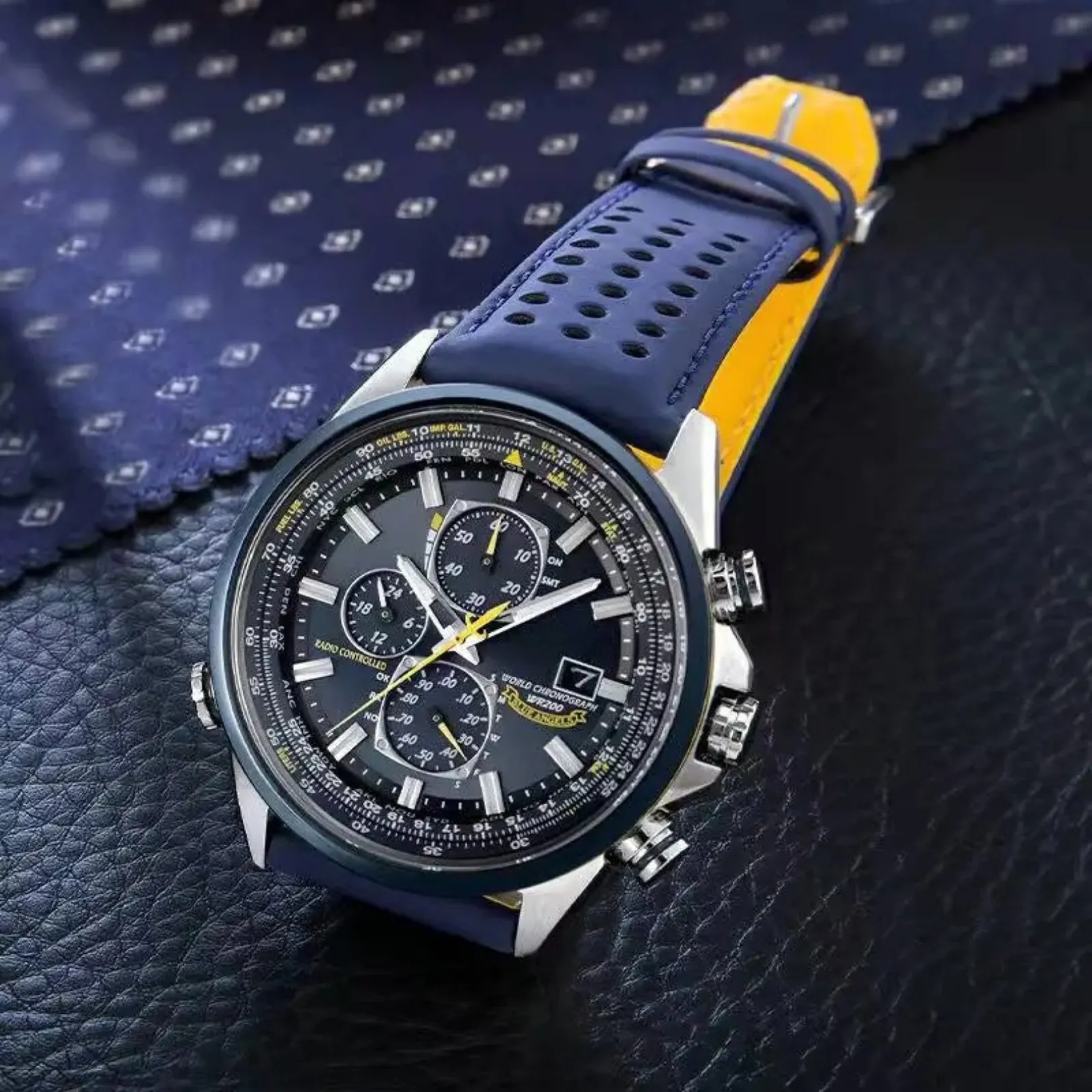 Trendy Luxury Quartz Watch